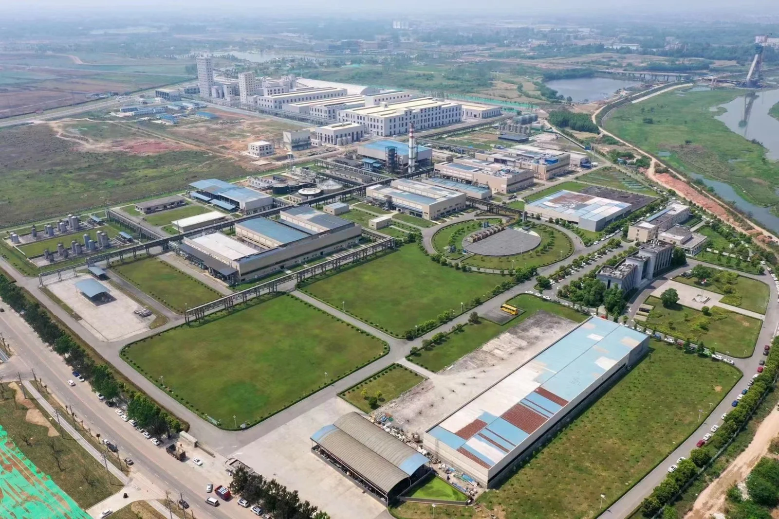 科伦药业邛崃基地航拍全景